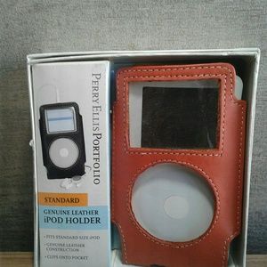 Perry Ellis Portfolio Ipod Holder